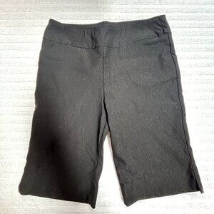 Debra C Women's Mid-Rise Pull-On Stretch Shorts Medium Black NWT Elastic Waist